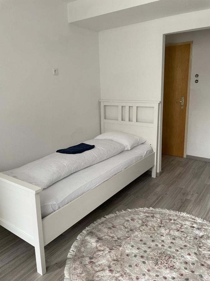 Ferienwohnung Monteurwohnung Kassel Zentral Ll Exterior photo